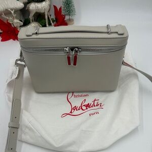 Women’s Christian Louboutin DJANIS Crossbody/top handle bag .Made in Italy
